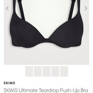 Skims 32 DD teardrop push-up  bra never worn tags on